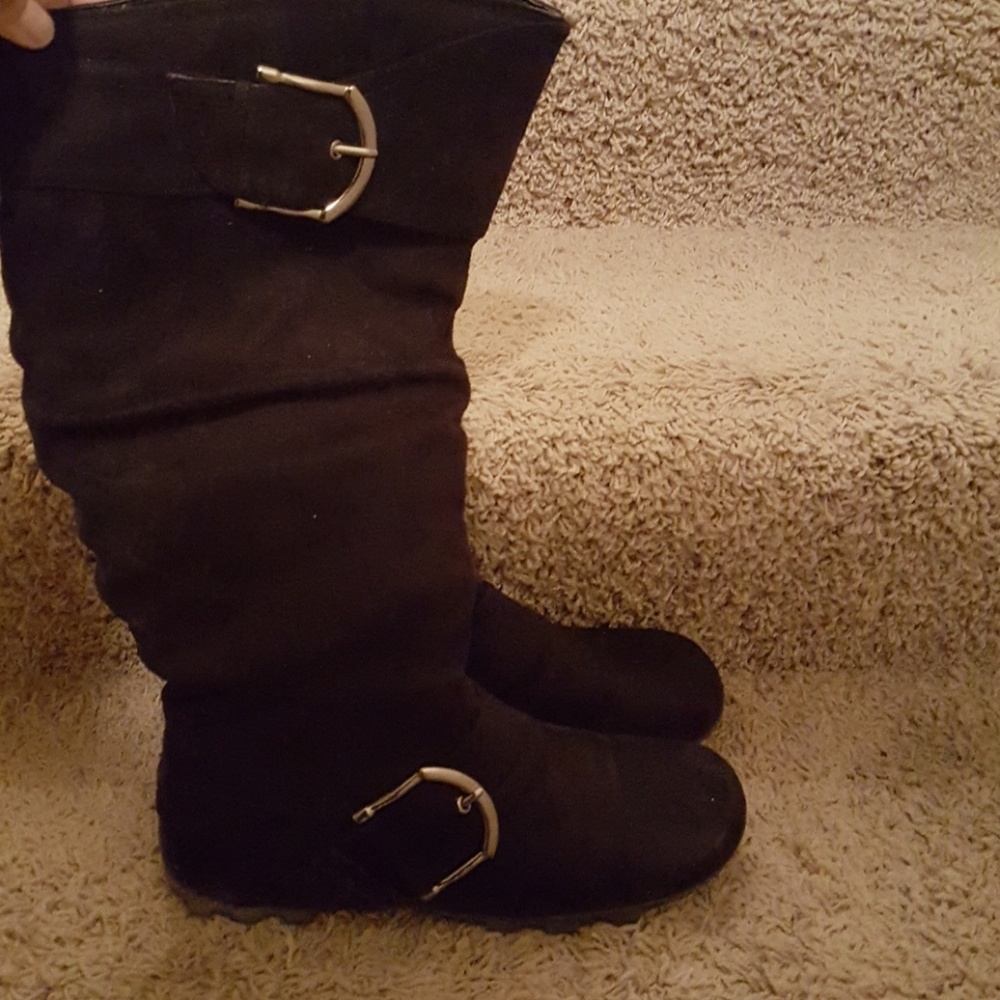 Black boots, great condition only worn few times